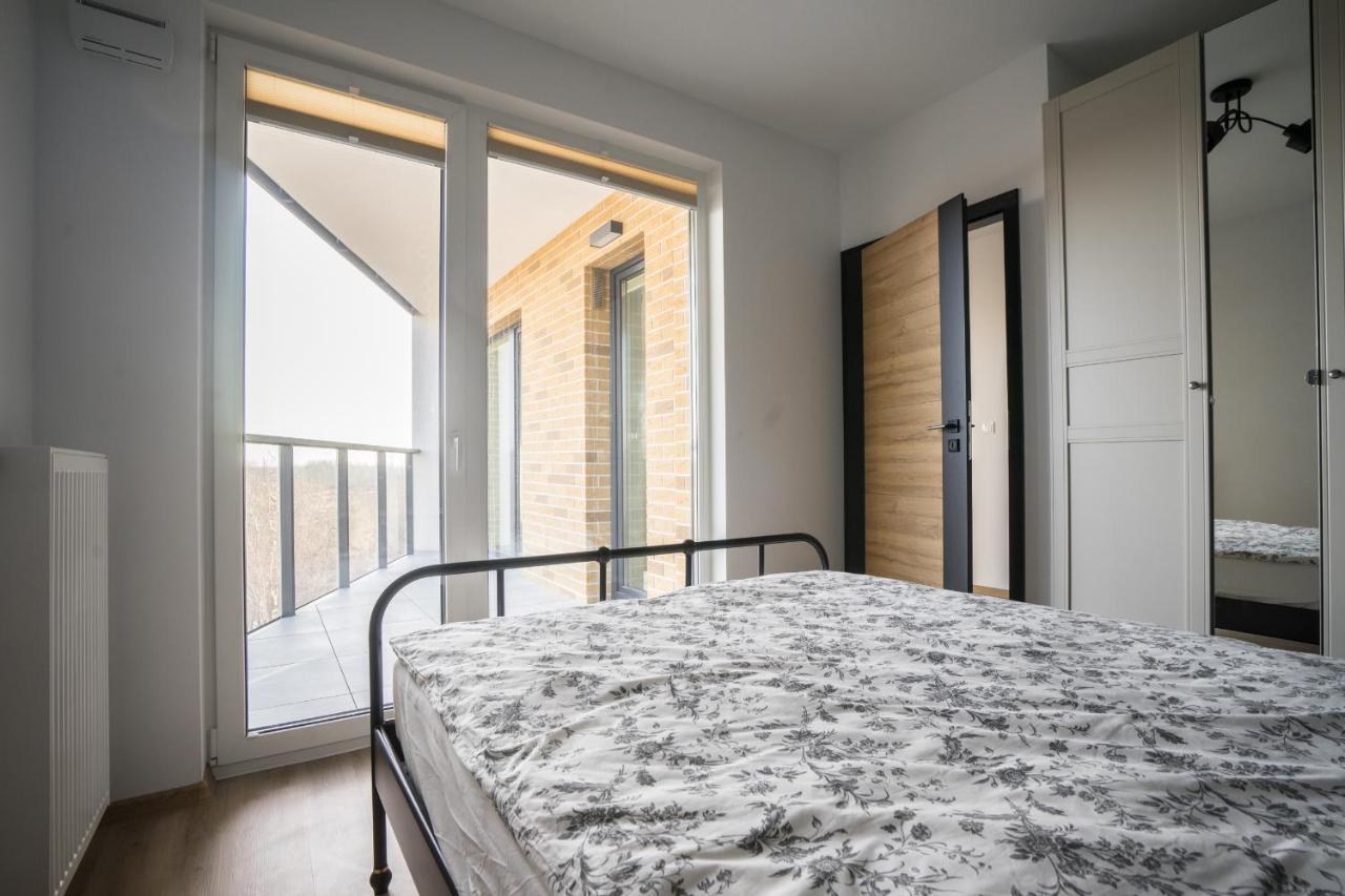 Bizapartments - Modern Flats With Parking Варшава Экстерьер фото