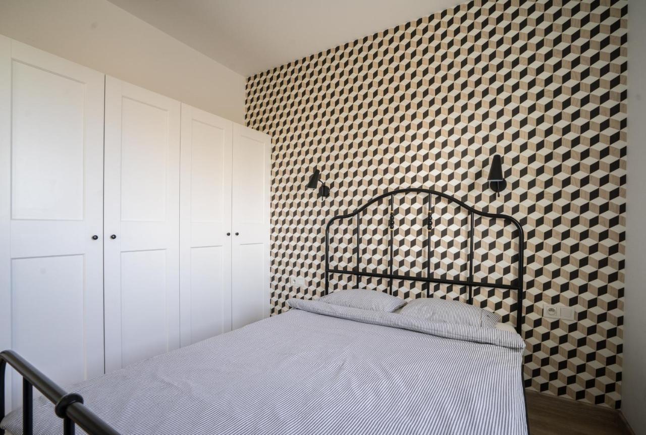 Bizapartments - Modern Flats With Parking Варшава Экстерьер фото