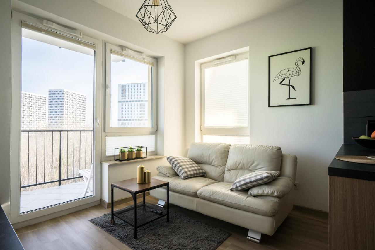 Bizapartments - Modern Flats With Parking Варшава Экстерьер фото