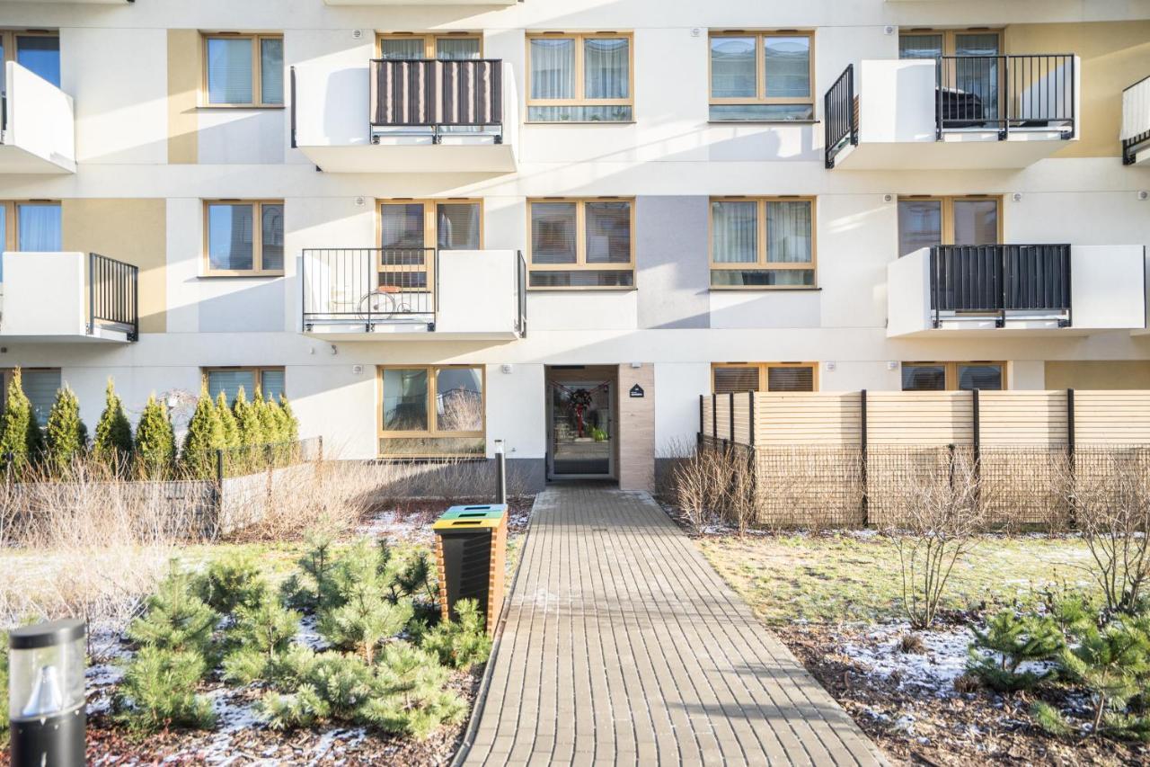 Bizapartments - Modern Flats With Parking Варшава Экстерьер фото